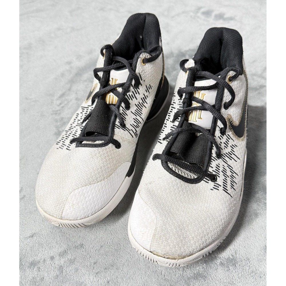 Nike Kyrie Flytrap 2 Shoes Mens Size 7.5 White Black Gold Basketball AO4436-170‎